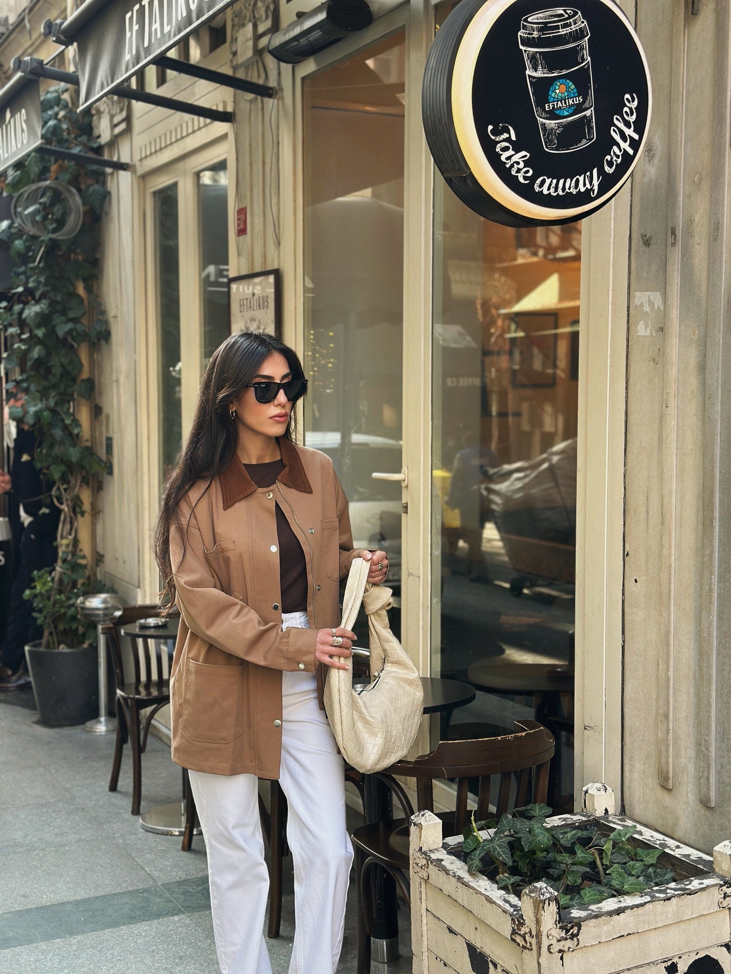 Kadife Yaka Gabardin Ceket